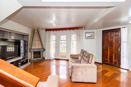 2_photo/94dcfb306d.dbba0cc074264e45-ATLAS-e9d5f0ab-9638-4eb2-af17-febf76415513.jpg de casa à venda com 5 quartos, 330m² em Xaxim, Curitiba