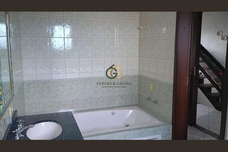 21_photo/94dcfb311f.958dba48c3bb40f9-ATLAS-948ea605-8711-4e5e-83a9-b122e149cb63.jpg de casa à venda com 3 quartos, 130m² em Boqueirão, Curitiba