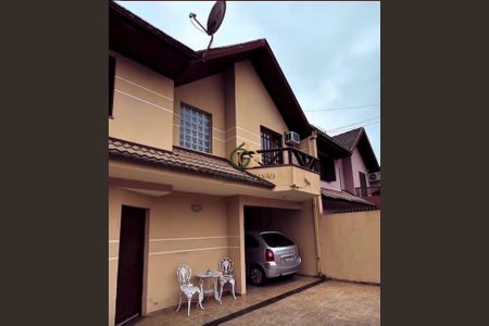 2_photo/94dcfb311f.958dba48c3bb40f9-ATLAS-95528368-8e4e-450f-8a03-b1f08fae824e.jpg de casa à venda com 3 quartos, 130m² em Boqueirão, Curitiba