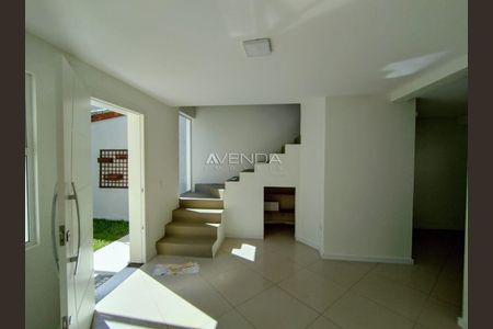 9_photo/94dcfb3241.87979a6cbc0271ba-ATLAS-70bbca8e-85b4-4948-a4ed-ba444fccb4e4.jpg de casa para alugar com 3 quartos, 103m² em Hauer, Curitiba