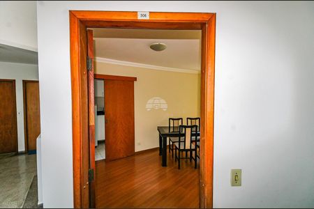 8_photo/94dcfb3283.2e8ec3db698e95f0-ATLAS-41267d1f-c297-4e77-bea2-8416443705c3.jpg de apartamento para alugar com 2 quartos, 54m² em Hauer, Curitiba