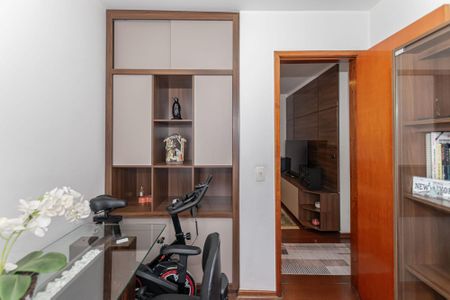 14_photo/94dcfb3283.e8a0ff3923ec2af0-ATLAS-b08e54aa-b2af-49c3-87a3-7f455ea7e2bd.jpg de apartamento à venda com 3 quartos, 58m² em Hauer, Curitiba