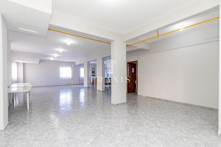 3_photo/94dcfb3295.3ee5ed07a73c3bf1-ATLAS-413bcc8f-db3e-4ffa-bebd-8e1f170fa035.jpg de apartamento à venda com 2 quartos, 53m² em Hauer, Curitiba