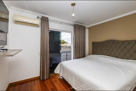 5_photo/94dcfb3321.e8071967d9567d40-ATLAS-3b4ae486-c2a0-41e5-b55b-b62e43b54afd.jpg de casa à venda com 3 quartos, 150m² em Hauer, Curitiba