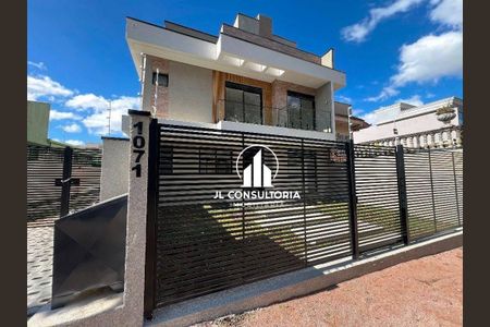 4_photo/94dcfb33a5.ffab5f8d7139d79c-ATLAS-65aaf9d4-d108-4d53-ba8f-71e79e4b862a.jpg de casa à venda com 3 quartos, 170m² em Boqueirão, Curitiba