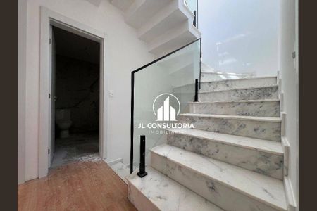 6_photo/94dcfb33a5.ffab5f8d7139d79c-ATLAS-76a0cfb8-59f7-4e82-9657-18ea2b5c91c6.jpg de casa à venda com 3 quartos, 170m² em Boqueirão, Curitiba