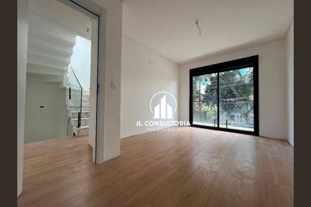 4_photo/94dcfb33a5.ffab5f8d7139d79c-ATLAS-af8b5600-56f9-4f37-8cf6-609b4584d52b.jpg de casa à venda com 3 quartos, 170m² em Boqueirão, Curitiba