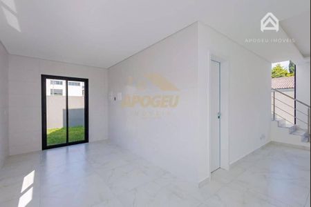 4_photo/94dcfb33cb.22094f7444fbb989-ATLAS-5e28cf9d-9a26-4bb0-bc1a-40cad69e0948.jpg de casa à venda com 3 quartos, 117m² em Hauer, Curitiba