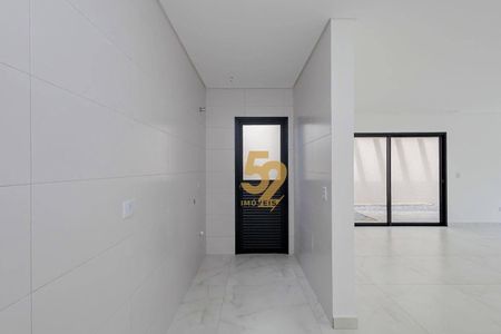 2_photo/94dcfb33cb.4a85af4d8c896386-ATLAS-5e2a85f0-6cd6-4202-adf4-0ede10b68e7c.jpg de casa à venda com 3 quartos, 119m² em Hauer, Curitiba