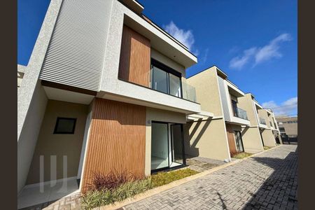 10_photo/94dcfb33cb.81c9bbf6502dbca0-ATLAS-711ea275-61ca-4e4b-9295-0bedd799d9de.jpg de casa à venda com 3 quartos, 120m² em Hauer, Curitiba