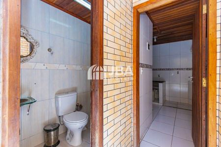 3_photo/94dcfb33f7.ec0cc76b869982f2-ATLAS-0c92dd21-3fda-4dc9-b7b3-b2664fe4284a.jpg de casa à venda com 4 quartos, 310m² em Hauer, Curitiba