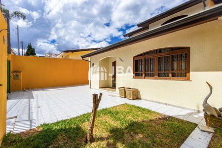 3_photo/94dcfb33f7.ec0cc76b869982f2-ATLAS-a2674d9d-673d-46cc-8c4b-a3461376d06c.jpg de casa à venda com 4 quartos, 310m² em Hauer, Curitiba