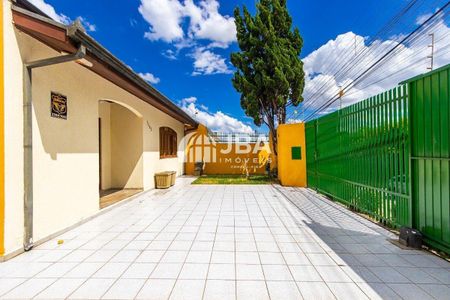 4_photo/94dcfb33f7.ec0cc76b869982f2-ATLAS-df95f759-78e2-4f03-9ae0-0a2ccea770f0.jpg de casa à venda com 4 quartos, 310m² em Hauer, Curitiba