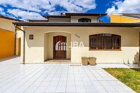 2_photo/94dcfb33f7.ec0cc76b869982f2-ATLAS-ec4ad25b-031c-448b-8c7c-e1e4cda0148d.jpg de casa à venda com 4 quartos, 310m² em Hauer, Curitiba