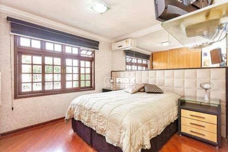 8_photo/94dcfb33fb.56ba614bac70af4e-ATLAS-fe8a718f-4f56-4495-a5bf-bd39c3b8e4fd.jpg de casa à venda com 3 quartos, 176m² em Hauer, Curitiba