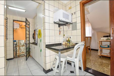 13_photo/94dcfb3479.d71414a06686d3ec-ATLAS-6abe55c1-0648-4bf1-9546-4e7380ce5606.jpg de casa à venda com 3 quartos, 114m² em Hauer, Curitiba