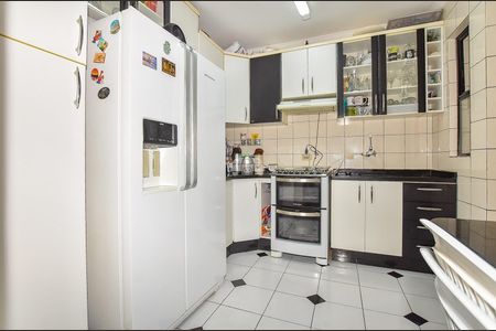 12_photo/94dcfb3479.d71414a06686d3ec-ATLAS-c761b258-28fa-46c9-9ce6-b7870d89d204.jpg de casa à venda com 3 quartos, 114m² em Hauer, Curitiba