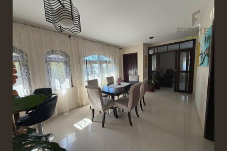 7_photo/94dcfb34c5.5343c4ed08aabd0a-ATLAS-c988ffe3-41fc-443f-b3b4-9b3b6aea3cd6.jpg de casa para alugar com 3 quartos, 350m² em Hauer, Curitiba