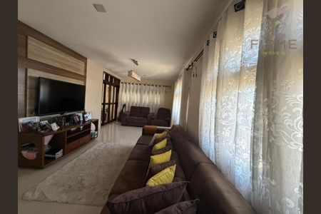 5_photo/94dcfb34c5.5343c4ed08aabd0a-ATLAS-e155ef86-1564-46d7-b34b-afed7de55ee7.jpg de casa para alugar com 3 quartos, 350m² em Hauer, Curitiba