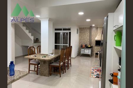 4_photo/94dcfb3523.269d41a57ed1909a-ATLAS-0392ee58-69e4-4e6e-bba9-df8d1e364461.jpg de casa à venda com 3 quartos, 115m² em Hauer, Curitiba