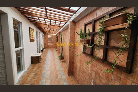 7_photo/94dcfb352d.2d0f88dd1dddff54-ATLAS-27d10412-0ce0-4c8d-b4f3-1ac54c0e2c1d.jpg de casa à venda com 2 quartos, 151m² em Hauer, Curitiba