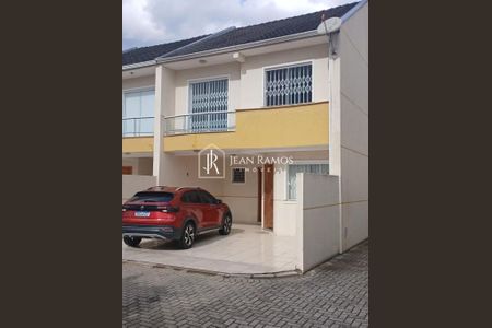 5_photo/94dcfb3643.e6e1c947b02cf8fb-ATLAS-b1de3899-09a5-49d8-bd50-fb75c0f2a0ed.jpg de casa à venda com 3 quartos, 101m² em Xaxim, Curitiba