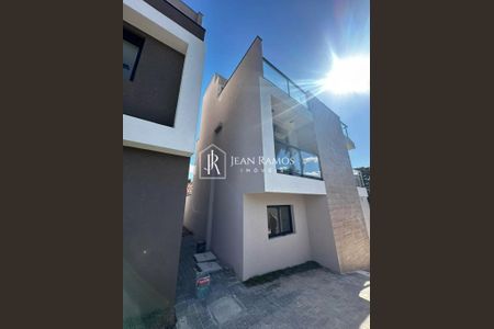 4_photo/94dcfb36b7.e5c1dbf3952ec410-ATLAS-31a94e3e-4c4b-4abd-8cb0-ab55168bb3ef.jpg de casa à venda com 3 quartos, 166m² em Boqueirão, Curitiba