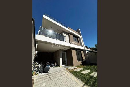 2_photo/94dcfb36b7.e5c1dbf3952ec410-ATLAS-908817bb-b11d-4d86-84e1-c1ccca77d232.jpg de casa à venda com 3 quartos, 166m² em Boqueirão, Curitiba