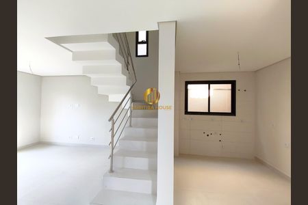 9_photo/94dcfb36b9.be926b989304ef5e-ATLAS-470fc980-6759-438c-b64f-f2aae46b2f4e.jpg de casa à venda com 3 quartos, 166m² em Xaxim, Curitiba