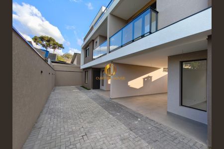 5_photo/94dcfb36b9.be926b989304ef5e-ATLAS-89f65c60-b612-4302-8a9f-0351b2e35cfc.jpg de casa à venda com 3 quartos, 166m² em Xaxim, Curitiba