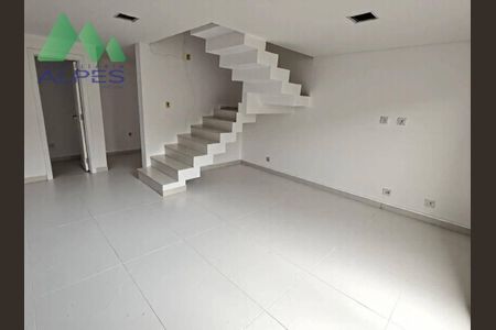 6_photo/94dcfb36b9.d860d137df15aeab-ATLAS-8d55e38e-0137-430a-b017-0ea4682dcb51.jpg de casa à venda com 3 quartos, 167m² em Xaxim, Curitiba