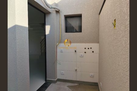 11_photo/94dcfb36b9.d860d137df15aeab-ATLAS-90a2ed1c-72b8-49bc-a8fc-86d2cea2cdfa.jpg de casa à venda com 3 quartos, 166m² em Xaxim, Curitiba