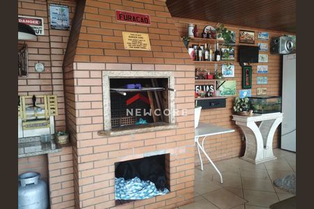 7_photo/94dcfb36db.2f15d505e37c7ac5-ATLAS-45e51dec-a079-4020-ae7e-fa2f83773e87.jpg de casa à venda com 4 quartos, 415m² em Boqueirão, Curitiba