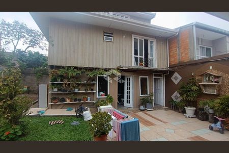 17_photo/94dcfb36f9.94a9da50d9b48d8e-ATLAS-82d258db-44cb-47c1-a547-679816bd2718.jpg de casa à venda com 3 quartos, 190m² em Boqueirão, Curitiba