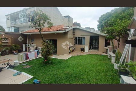 19_photo/94dcfb36f9.94a9da50d9b48d8e-ATLAS-83d1a4ce-225c-486a-987d-dacddf0092d8.jpg de casa à venda com 3 quartos, 190m² em Boqueirão, Curitiba