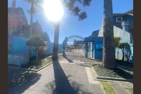 9_photo/94dcfb377b.63bb9c76d918f500-ATLAS-ee1b8330-3dc5-471c-955e-9a57d0e11e9d.jpg de casa de condomínio à venda com 3 quartos, 121m² em Xaxim, Curitiba