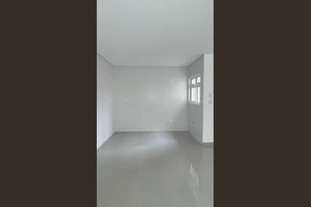 8_photo/94dcfb378b.f38e38137a2159e3-ATLAS-23ad981f-e2b1-4e25-a6da-d73491aa84dd.jpg de casa à venda com 3 quartos, 120m² em Xaxim, Curitiba