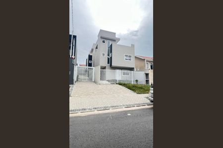8_photo/94dcfb378b.f38e38137a2159e3-ATLAS-5db76f0d-1186-4b92-84b4-a3d69633a8e5.jpg de casa à venda com 3 quartos, 120m² em Xaxim, Curitiba
