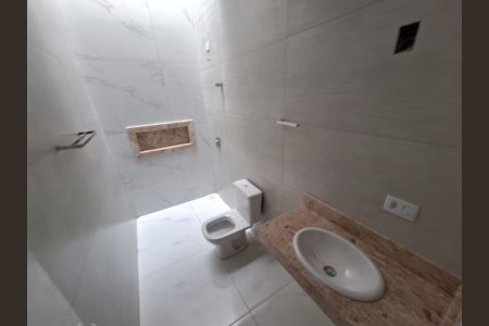 7_photo/94dcfb378f.fbcd7a2e7ac63d93-ATLAS-e2a31c13-6ab1-4609-b00d-8bd937dc9eaa.jpg de casa à venda com 3 quartos, 140m² em Xaxim, Curitiba