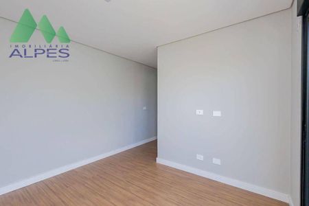 35_photo/94dcfb3791.28ae82bf78ffcf02-ATLAS-4a87920c-3365-42ea-b4cd-a161c60e9f94.jpg de casa à venda com 3 quartos, 140m² em Xaxim, Curitiba