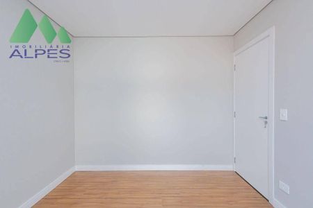 33_photo/94dcfb3791.28ae82bf78ffcf02-ATLAS-75b18675-d98e-471f-bf2e-163939598caf.jpg de casa à venda com 3 quartos, 140m² em Xaxim, Curitiba