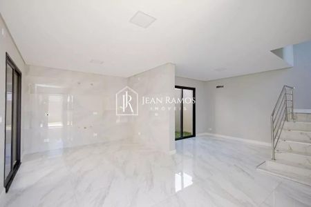 19_photo/94dcfb3797.3c20d05746a6d1b7-ATLAS-765d5d72-d5ff-4b3e-aad4-dbc6f2a2a463.jpg de casa à venda com 3 quartos, 150m² em Xaxim, Curitiba