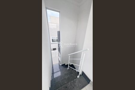 2_photo/94dcfb37b7.0f81dd1a9a4f6ffb-ATLAS-71a431b2-967f-4e58-9acc-31be4c945998.jpg de casa à venda com 3 quartos, 120m² em Xaxim, Curitiba