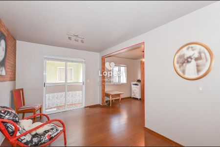 12_photo/94dcfb37c5.692fcc511d44006f-ATLAS-bb8e2d6c-368e-43d3-abc6-6e3de6bbd2bf.jpg de casa à venda com 3 quartos, 166m² em Xaxim, Curitiba