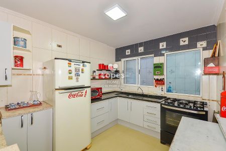 8_photo/94dcfb37c5.692fcc511d44006f-ATLAS-fa5b8bf8-c723-4c2b-8a9a-363c272992f2.jpg de casa à venda com 3 quartos, 166m² em Xaxim, Curitiba