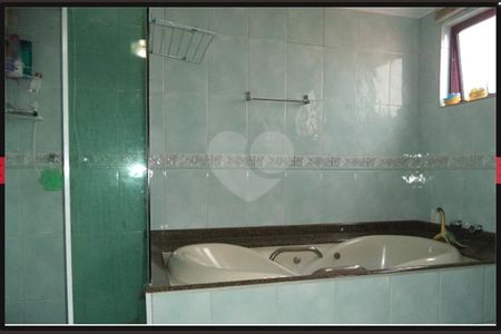 26_photo/94dcfb37dd.aef4de6394ba8e6d-ATLAS-bb893b5e-92ad-4927-a68f-c1fc3ce0ffb1.jpg de casa à venda com 3 quartos, 260m² em Xaxim, Curitiba