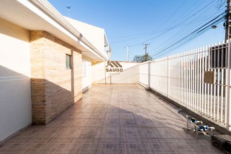 6_photo/94dcfb381f.98cf39ec7952f033-ATLAS-4e9f1875-ed29-422f-a14b-332b5f806ffc.jpg de casa à venda com 7 quartos, 300m² em Xaxim, Curitiba