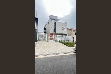 5_photo/94dcfb3825.e100dba37721dde7-ATLAS-08a46aa6-d942-42b0-9cb8-583cc1337ead.jpg de casa à venda com 3 quartos, 120m² em Xaxim, Curitiba