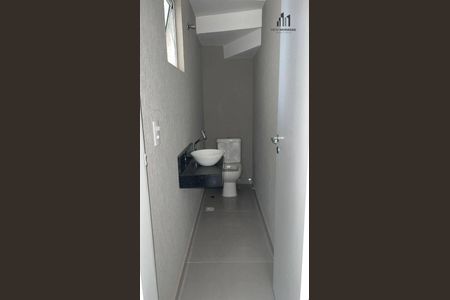 5_photo/94dcfb3825.e100dba37721dde7-ATLAS-4f731a8b-3ceb-48fd-95f0-5f3c3b9be877.jpg de casa à venda com 3 quartos, 120m² em Xaxim, Curitiba