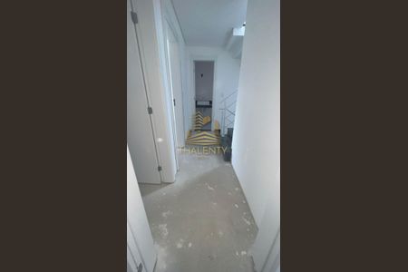 3_photo/94dcfb382f.d7a91d1757fec3a4-ATLAS-b26fca74-6d18-474c-b237-66eda9099b2b.jpg de casa à venda com 3 quartos, 120m² em Xaxim, Curitiba